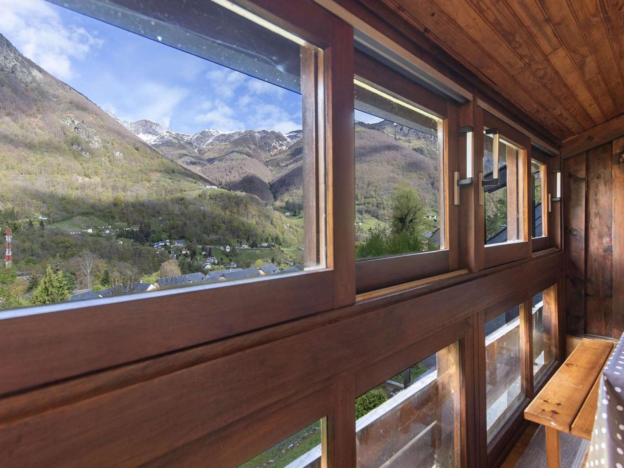 T2 Renove Avec Terrasse, Parking Prive, Local Velos A Cauterets - Fr-1-401-290 Экстерьер фото